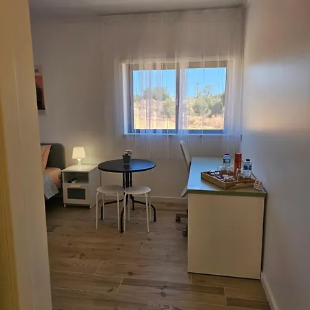 Homestay Ideal Bubble House Faro